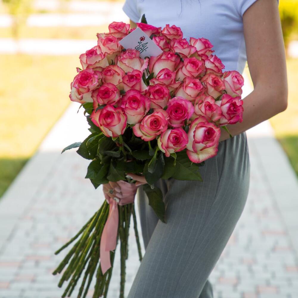 Розы `Jumilia` розовые 29 шт, 80см